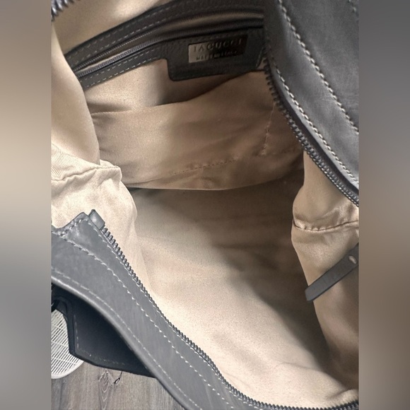 IACUCCI Leather Shoulder Bag Patchwork in Gray - Picture 10 of 13